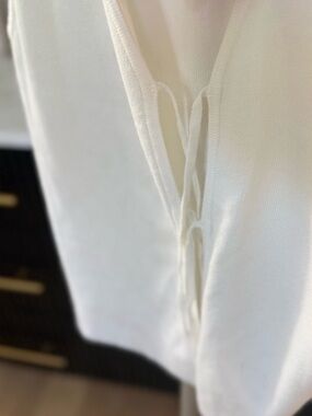 Glassons Cream V-Neck Tie-Detail Sweater